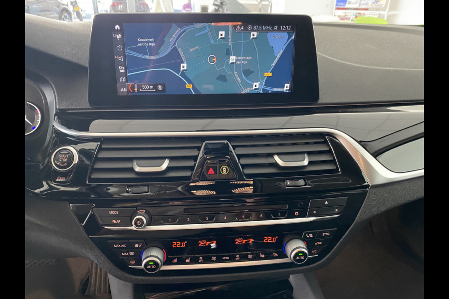 BMW 5 Serie Touring 530i High Executive elec trekhaak / stoelverwarming /koeling /
