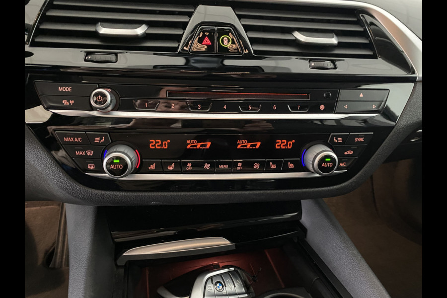 BMW 5 Serie Touring 530i High Executive elec trekhaak / stoelverwarming /koeling /