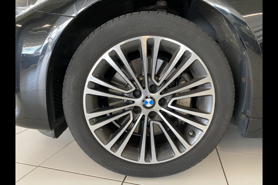 BMW 5 Serie Touring 530i High Executive elec trekhaak / stoelverwarming /koeling /