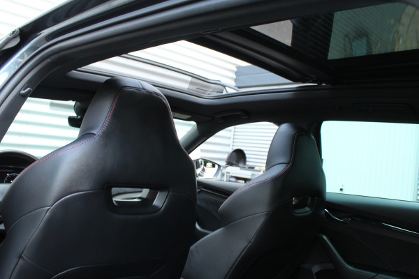 Škoda Octavia Combi 1.4 TSI 245pk RS iV PHEV Business DSG6 Panoramdak Clima Cruise Navi Camera Carplay HUD El. Klep 19"LMV