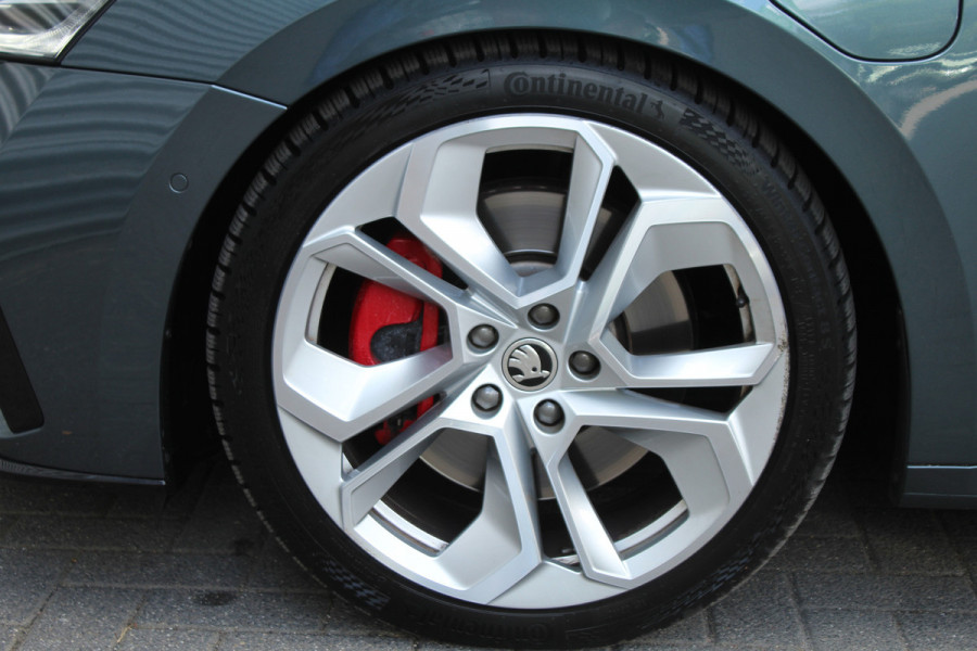 Škoda Octavia Combi 1.4 TSI 245pk RS iV PHEV Business DSG6 Panoramdak Clima Cruise Navi Camera Carplay HUD El. Klep 19"LMV