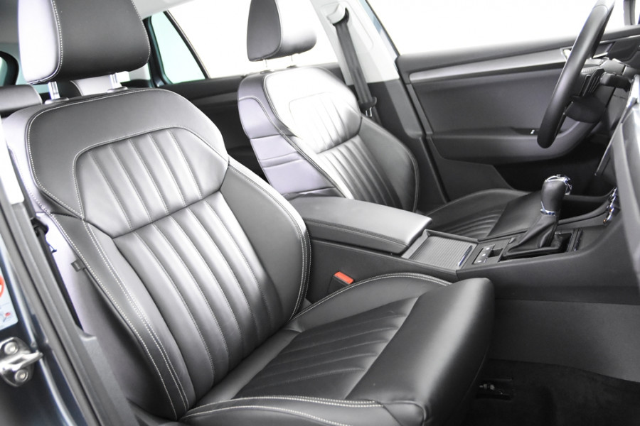 Škoda Superb Combi 1.4 TSI iV Hybrid *1ste Eigenaar*360 Camera*Trekhaak*Leer*