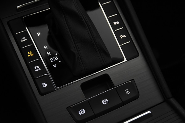 Škoda Superb Combi 1.4 TSI iV Hybrid *1ste Eigenaar*360 Camera*Trekhaak*Leer*