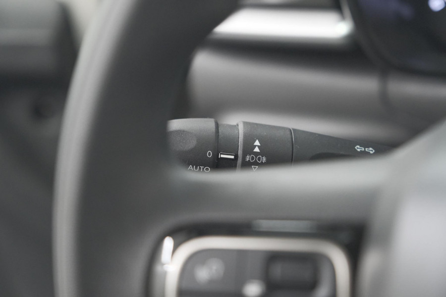 Citroën C3 PureTech 82 C-Series | Climate Control | Navigatie | Apple Carplay