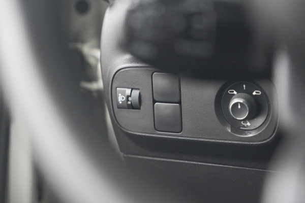 Citroën C3 PureTech 82 C-Series | Climate Control | Navigatie | Apple Carplay