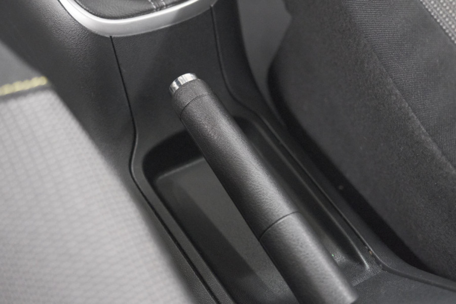 Citroën C3 PureTech 82 C-Series | Climate Control | Navigatie | Apple Carplay