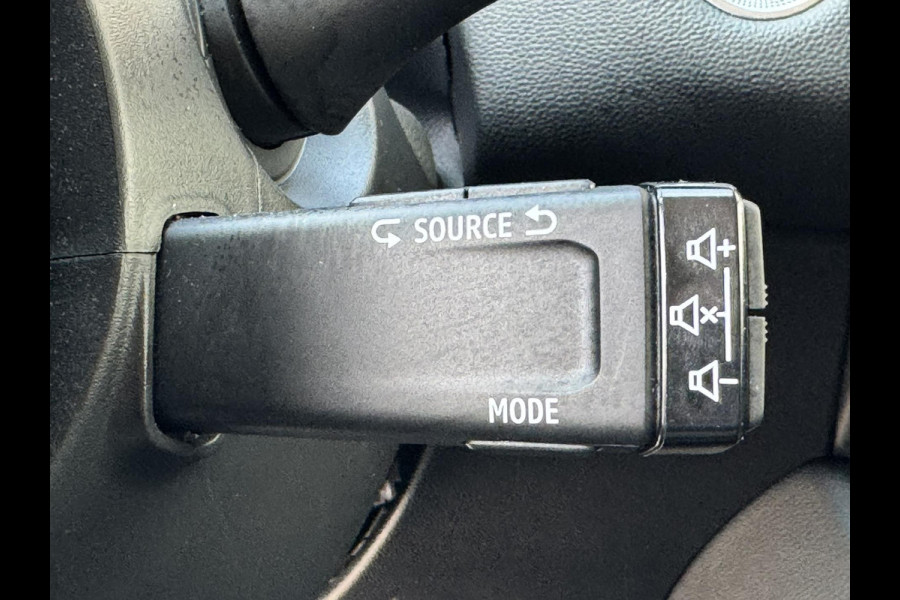 Renault Captur 1.0 TCe 100 Camera Pdc Trekhaak Led Cruise Clima Navigatie Carplay