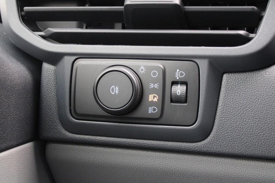 Ford Transit Custom 320 2.0 TDCI L2H1 Trend 170pk - Cruise - Carplay - Android - LED koplampen - Stoelverwarming - 70l tank - Rijklaar