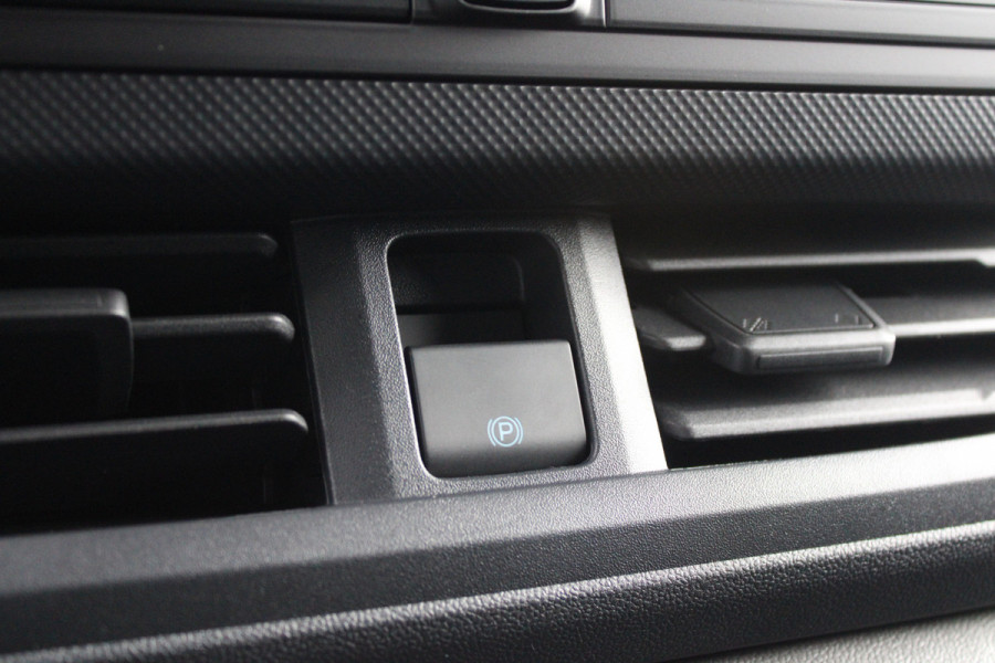 Ford Transit Custom 320 2.0 TDCI L2H1 Trend 170pk - Cruise - Carplay - Android - LED koplampen - Stoelverwarming - 70l tank - Rijklaar