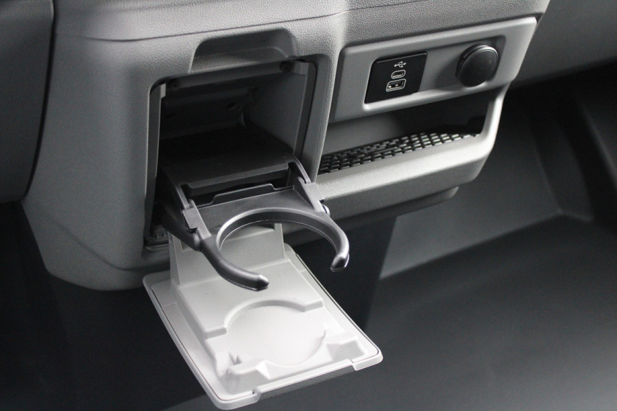 Ford Transit Custom 320 2.0 TDCI L2H1 Trend 170pk - Cruise - Carplay - Android - LED koplampen - Stoelverwarming - 70l tank - Rijklaar