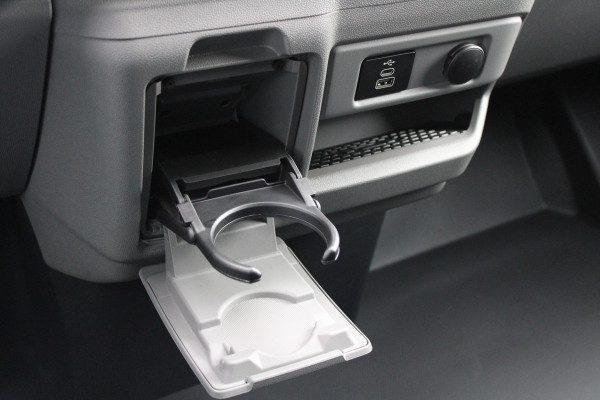Ford Transit Custom 320 2.0 TDCI L2H1 Trend 170pk - Cruise - Carplay - Android - LED koplampen - Stoelverwarming - 70l tank - Rijklaar