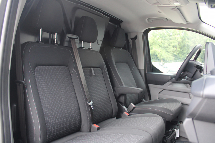 Ford Transit Custom 320 2.0 TDCI L2H1 Trend 170pk - Cruise - Carplay - Android - LED koplampen - Stoelverwarming - 70l tank - Rijklaar
