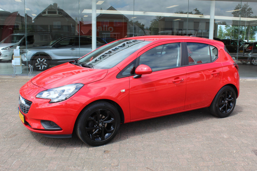 Opel Corsa 1.4 Favourite , 5 deurs , 90pk Airco , Cruise control , Navigatie , Bluetooth , LM velgen Parkeersensoren achter , Elek.ramen voor , City toets
