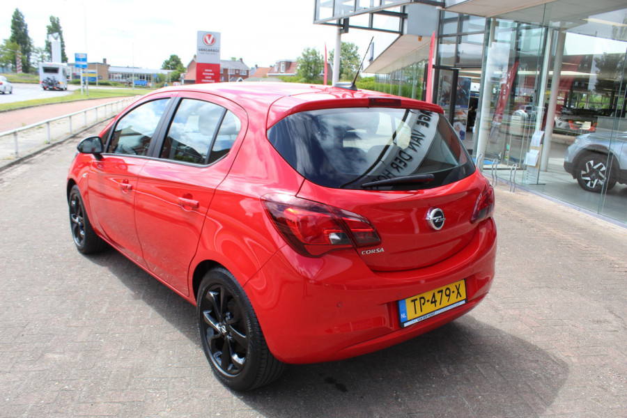 Opel Corsa 1.4 Favourite , 5 deurs , 90pk Airco , Cruise control , Navigatie , Bluetooth , LM velgen Parkeersensoren achter , Elek.ramen voor , City toets
