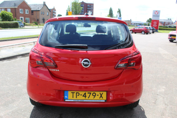 Opel Corsa 1.4 Favourite , 5 deurs , 90pk Airco , Cruise control , Navigatie , Bluetooth , LM velgen Parkeersensoren achter , Elek.ramen voor , City toets