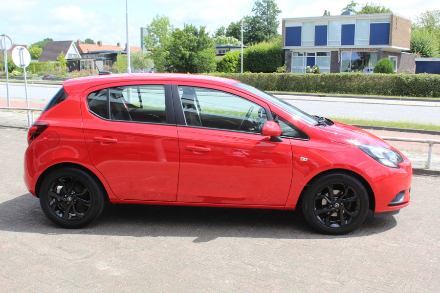 Opel Corsa 1.4 Favourite , 5 deurs , 90pk Airco , Cruise control , Navigatie , Bluetooth , LM velgen Parkeersensoren achter , Elek.ramen voor , City toets