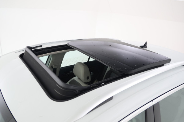 Volkswagen T-Roc 2.0 TDI Sport Automaat, Panorama, Leer, Climate,