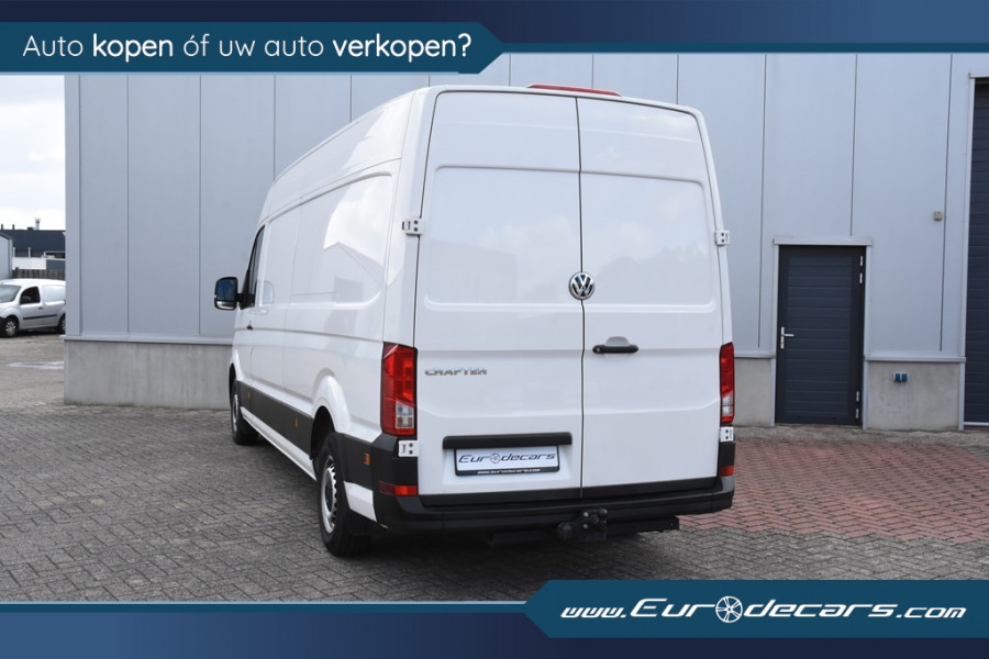 Volkswagen Crafter 35 2.0 TDI L4H3 Automaat *Leer*Navigatie*Trekhaak*