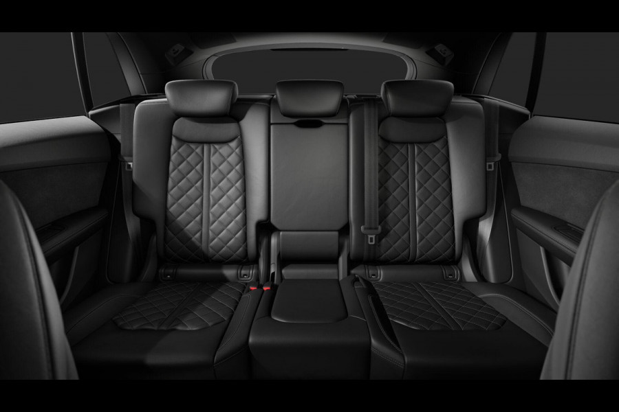 Audi Q8 55 TFSI e quattro Pro Line S 394pk | Panoramadak | B&O | Vierwielbesturing | Ass.Plus.Remote | Sportstoel Plus | 23'' inch Zwart | Trekhaak |