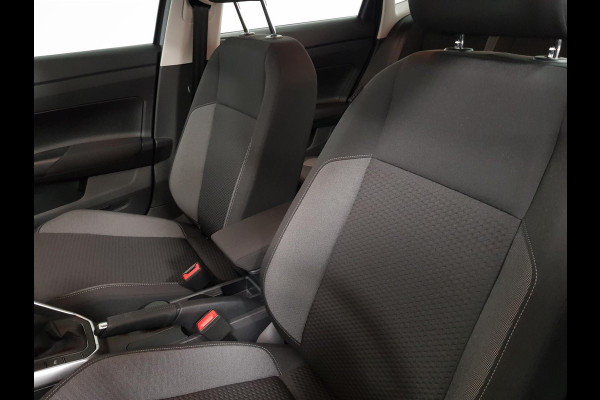 Volkswagen Polo 1.0 TSI Life | Navigatie | Digitale Cockpit | Airco | Parkeer sensoren V+A | LED | Lichtmetalen Velgen