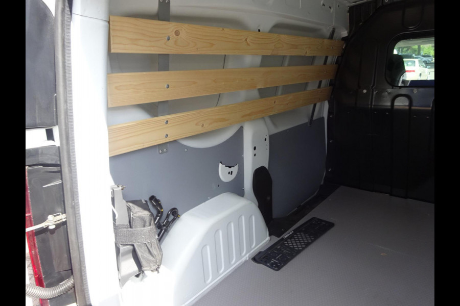 Renault Express 1.5 dCi 75 Comfort + AIRCO GROOT NAVI SCHERM SCHUIFDEUR CRUISE CONTROL