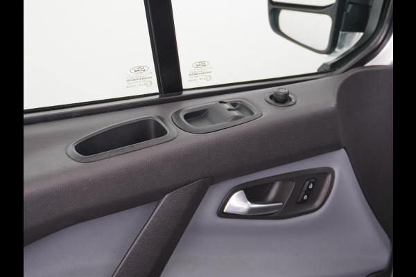 Ford Transit Custom Automaat 290 2.0TDCI 131PK L1H1 Navi Airco Cruise Camera Trekhaak Pdc Regen-/lichtsensor Euro 6 Trend Bluetooth Voorruit verwarmbaar Achterklep Zijschuifdeur Wandbetimmering Adaptieve bochtverl 1e Eigenaar Euro 6