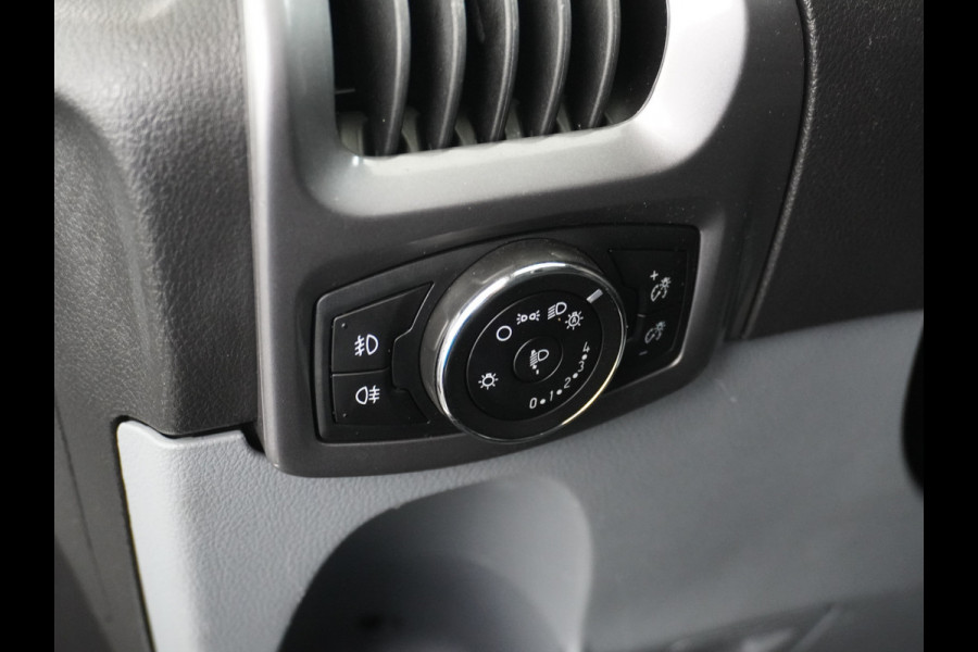 Ford Transit Custom Automaat 290 2.0TDCI 131PK L1H1 Navi Airco Cruise Camera Trekhaak Pdc Regen-/lichtsensor Euro 6 Trend Bluetooth Voorruit verwarmbaar Achterklep Zijschuifdeur Wandbetimmering Adaptieve bochtverl 1e Eigenaar Euro 6