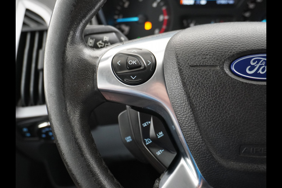 Ford Transit Custom Automaat 290 2.0TDCI 131PK L1H1 Navi Airco Cruise Camera Trekhaak Pdc Regen-/lichtsensor Euro 6 Trend Bluetooth Voorruit verwarmbaar Achterklep Zijschuifdeur Wandbetimmering Adaptieve bochtverl 1e Eigenaar Euro 6