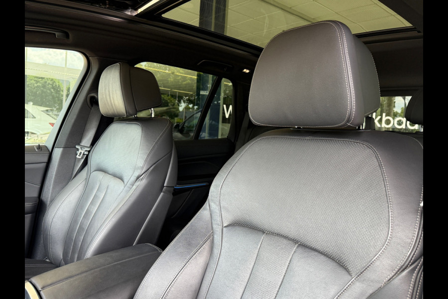 BMW X5 XDrive45e M-Sport Laser|Skylounge|22'|Harman|Brembo|HuD