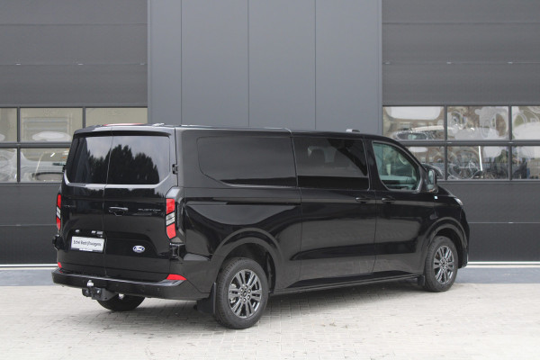 Ford Transit Custom 320 2.0 TDCI L2H1 Limited DC 150pk - Trekhaak - ACC - Getint glas - Stoel/Stuurverwarming - Carplay - Rijklaar