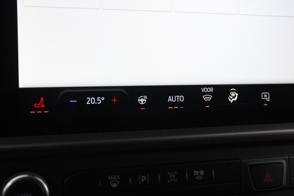 Ford Transit Custom 320 2.0 TDCI L2H1 Limited DC 150pk - Trekhaak - ACC - Getint glas - Stoel/Stuurverwarming - Carplay - Rijklaar