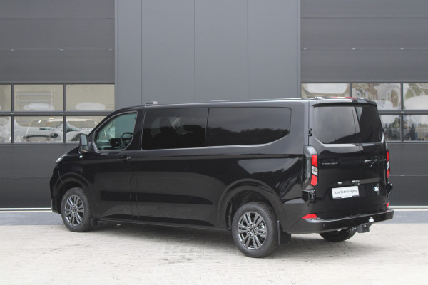 Ford Transit Custom 320 2.0 TDCI L2H1 Limited DC 150pk - Trekhaak - ACC - Getint glas - Stoel/Stuurverwarming - Carplay - Rijklaar