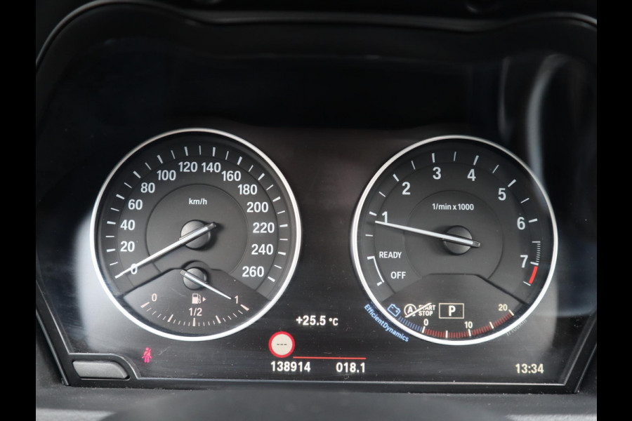 BMW X1 xDrive20i High Executive | Head Up | Panorama dak | Trekhaak |