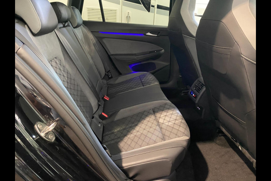 Volkswagen GOLF Variant R-Line 1.5 eTSI 150 PK DSG|Panorama|LED Matrix IQ |Navigatie|Travel Assist|Stoel & Stuurwiel verwarming |