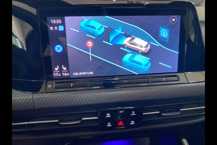 Volkswagen GOLF Variant R-Line 1.5 eTSI 150 PK DSG|Panorama|LED Matrix IQ |Navigatie|Travel Assist|Stoel & Stuurwiel verwarming |