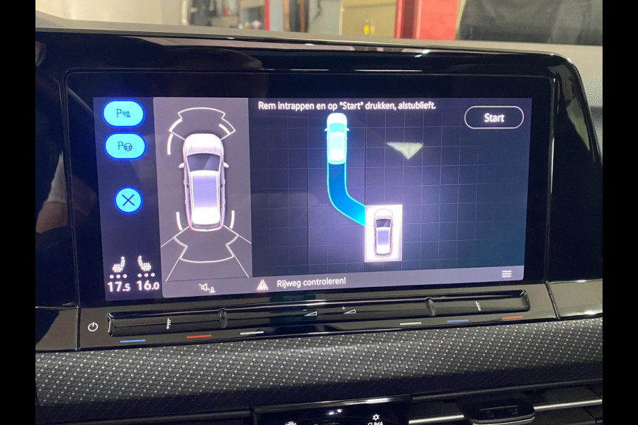 Volkswagen GOLF Variant R-Line 1.5 eTSI 150 PK DSG|Panorama|LED Matrix IQ |Navigatie|Travel Assist|Stoel & Stuurwiel verwarming |