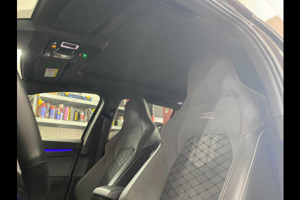 Volkswagen GOLF Variant R-Line 1.5 eTSI 150 PK DSG|Panorama|LED Matrix IQ |Navigatie|Travel Assist|Stoel & Stuurwiel verwarming |