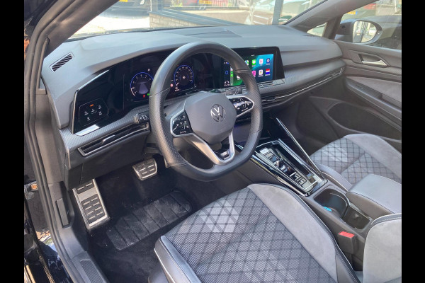 Volkswagen GOLF Variant R-Line 1.5 eTSI 150 PK DSG|Panorama|LED Matrix IQ |Navigatie|Travel Assist|Stoel & Stuurwiel verwarming |