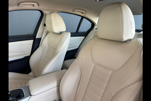 BMW 3-serie 330e 258PK Sport Edition Leder|Sfeer|LED|Dealer Onderhouden