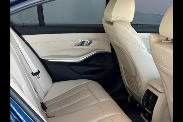 BMW 3-serie 330e 258PK Sport Edition Leder|Sfeer|LED|Dealer Onderhouden