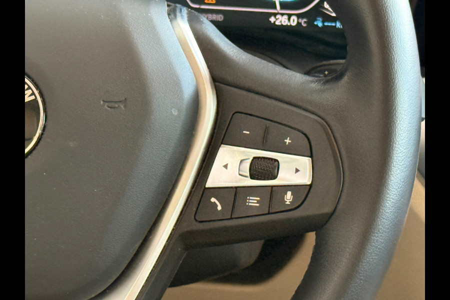 BMW 3-serie 330e 258PK Sport Edition Leder|Sfeer|LED|Dealer Onderhouden