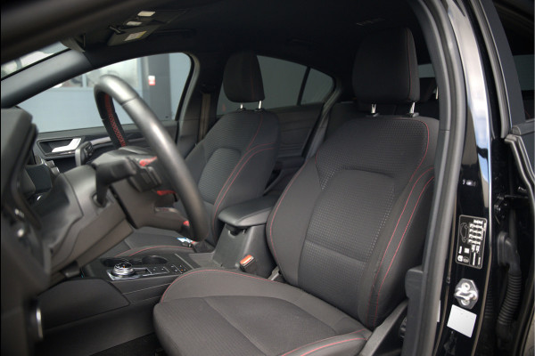 Ford Focus 1.5 EcoBoost ST Line Business | Stoelverwarming | Stuurverwarming | Automaat | Navigatie | Camera | Apple Carplay | Cruise Control | Keyless | LED | PDC |
