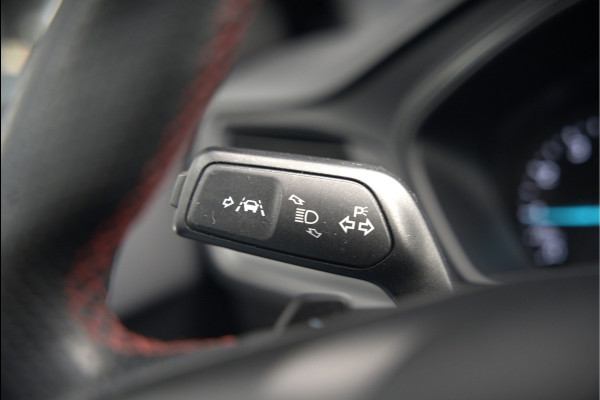 Ford Focus 1.5 EcoBoost ST Line Business | Stoelverwarming | Stuurverwarming | Automaat | Navigatie | Camera | Apple Carplay | Cruise Control | Keyless | LED | PDC |