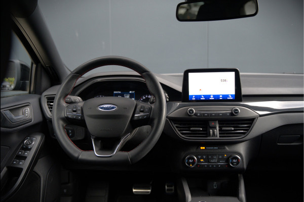 Ford Focus 1.5 EcoBoost ST Line Business | Stoelverwarming | Stuurverwarming | Automaat | Navigatie | Camera | Apple Carplay | Cruise Control | Keyless | LED | PDC |