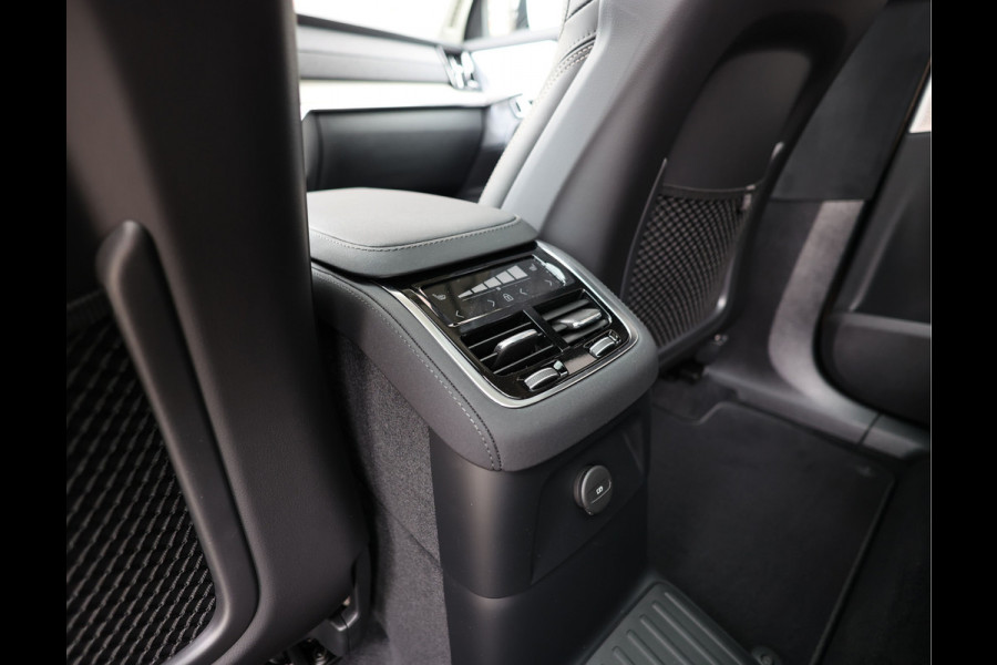 Volvo XC90 T8 AWD Ultra Dark | Facelift - Direct leverbaar - Vol!
