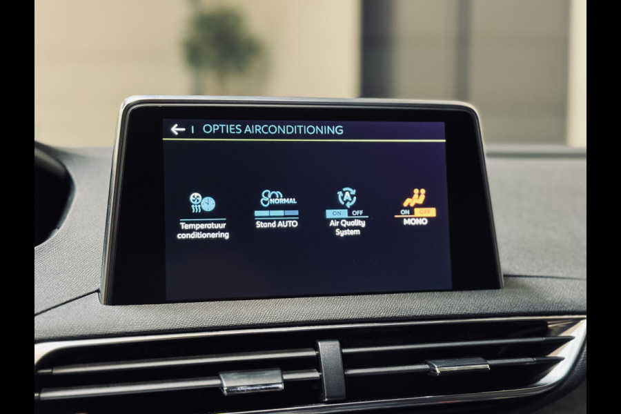 Peugeot 3008 1.6 HYbrid4 300 GT | 19" | Panorama | Focal | Adapt.Cruise