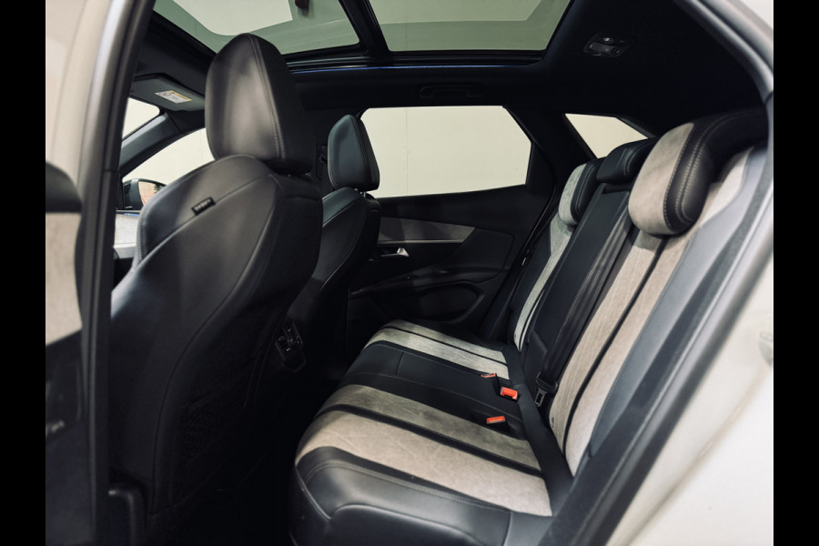 Peugeot 3008 1.6 HYbrid4 300 GT | 19" | Panorama | Focal | Adapt.Cruise