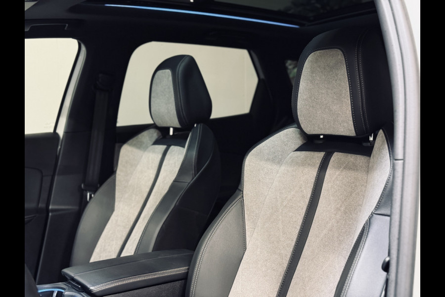 Peugeot 3008 1.6 HYbrid4 300 GT | 19" | Panorama | Focal | Adapt.Cruise