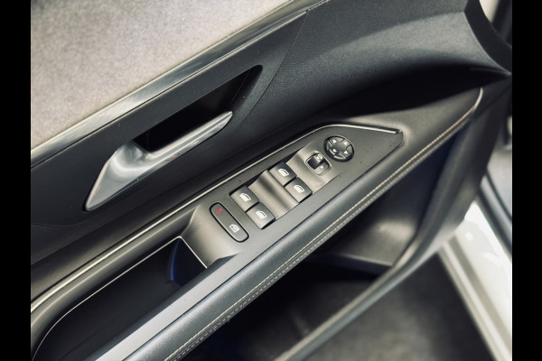 Peugeot 3008 1.6 HYbrid4 300 GT | 19" | Panorama | Focal | Adapt.Cruise