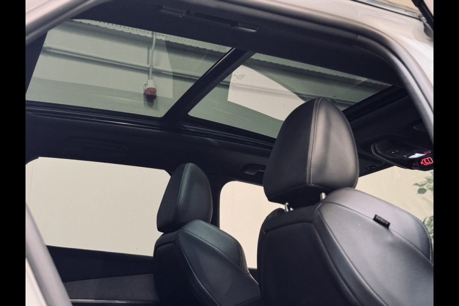 Peugeot 3008 1.6 HYbrid4 300 GT | 19" | Panorama | Focal | Adapt.Cruise